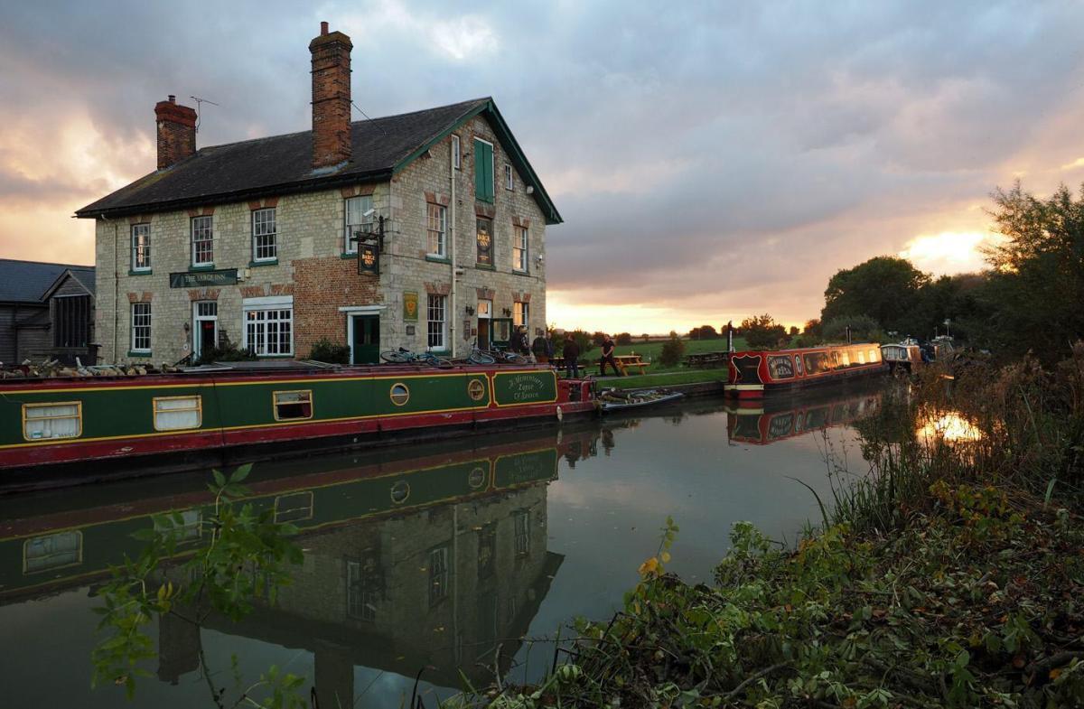 The Barge Inn pub