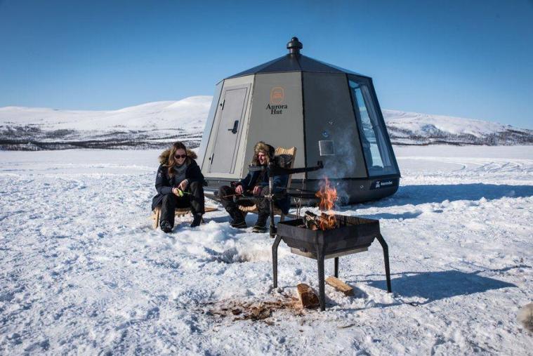 Floating Igloo Houseboats Mechtraveller