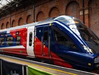 A Chiltern Railways trainset in its new Great British Railways blue & red livery