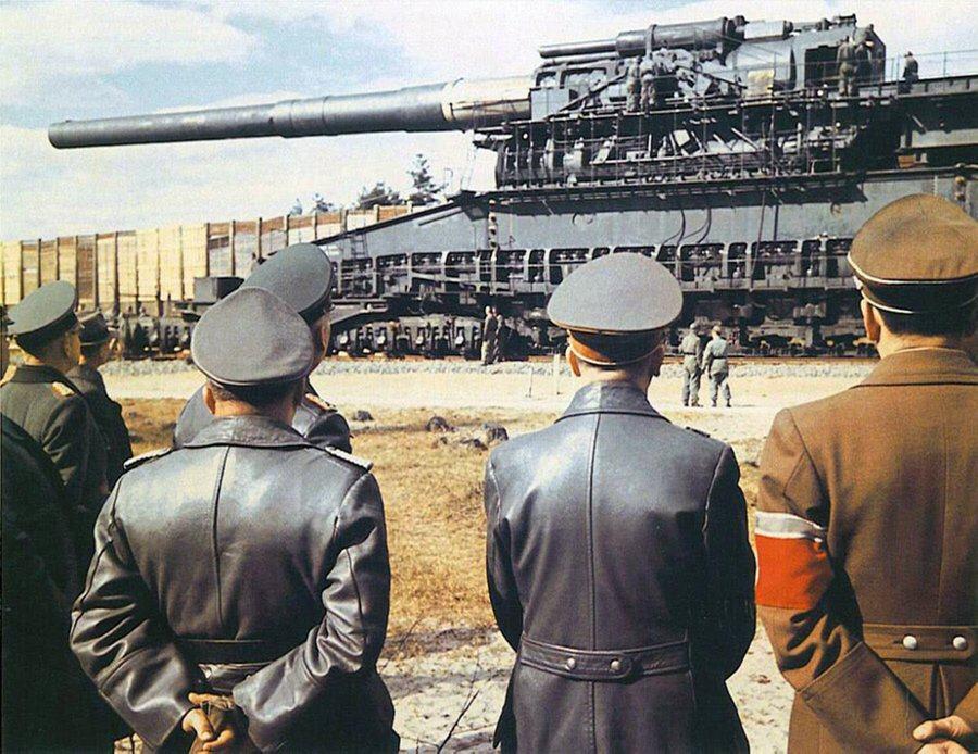 K Gustav, Railway guns