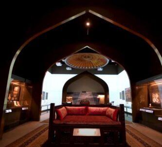 Gallery with an ottoman bed