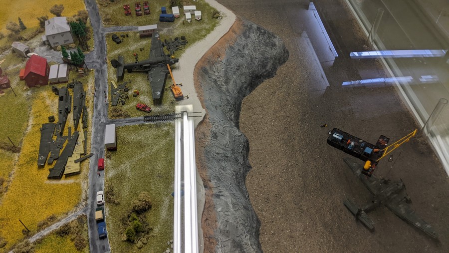 Model of the recovery operations on lake Hartvik