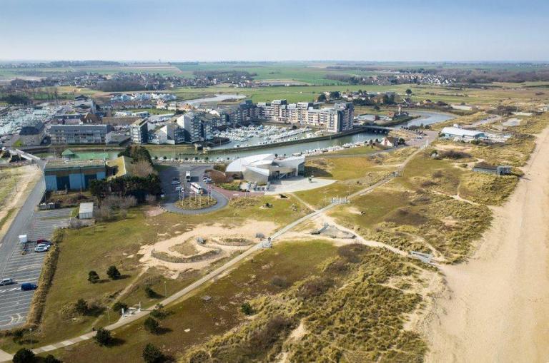 Review: Juno Beach Centre, Normandy - Mechtraveller