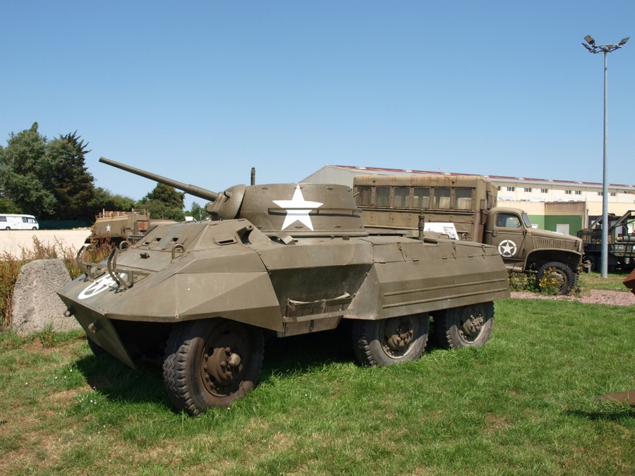 A 6-wheel US armoured scout car