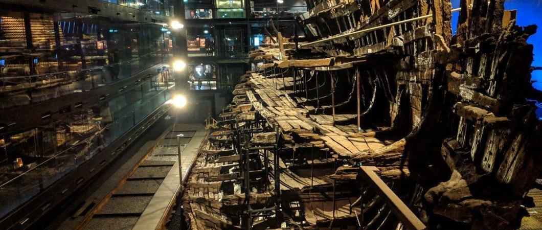 Looking along the wreck of the Mary Rose from the stern