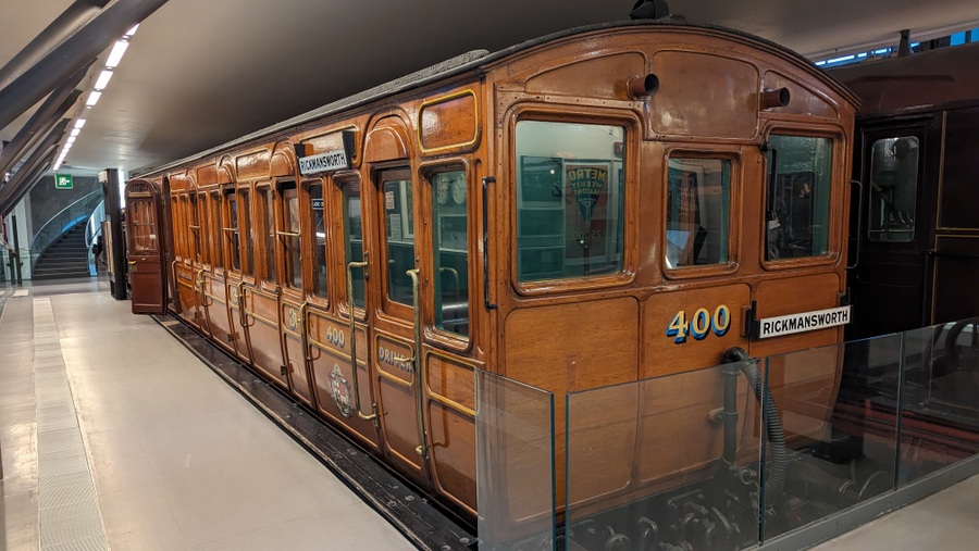 Elegant Edwardian style wooden varnished coach