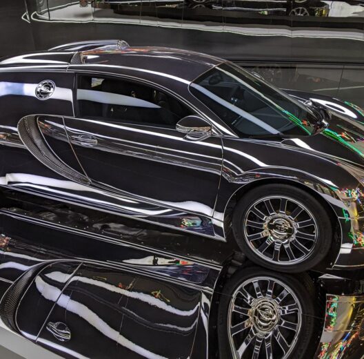 Mirrored Bugatti Veyron with a mirrored background