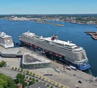 Two cruise ships alongside at Kiel