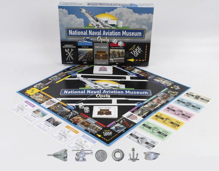 Product display image of the board game, pieces and box