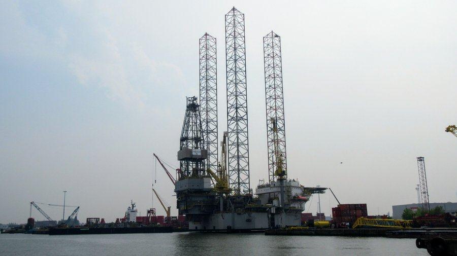 An oil rig with its legs raised