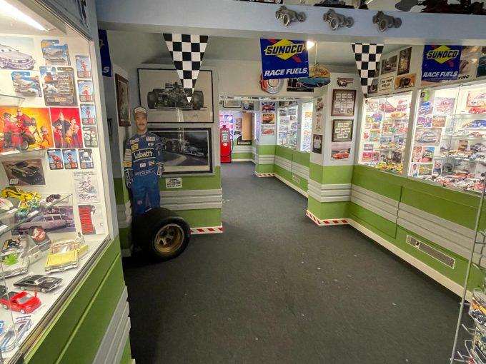 Display stands of model cars