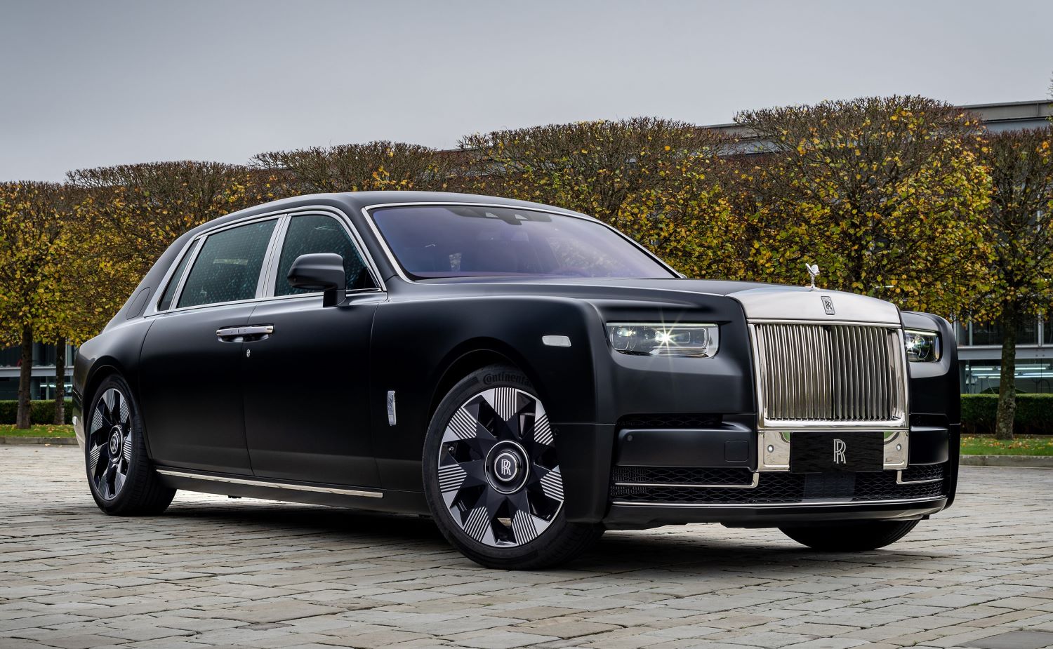 Royal Rogan Car A New Fragrance from Rolls-Royce - Mechtraveller