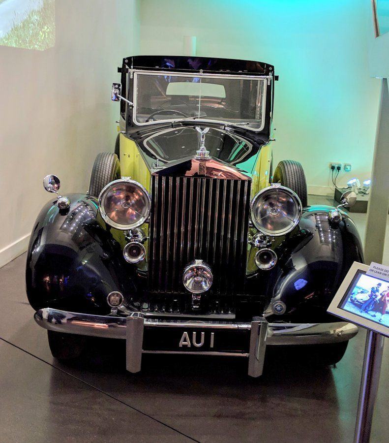 Classic Rolls Royce in yellow & black