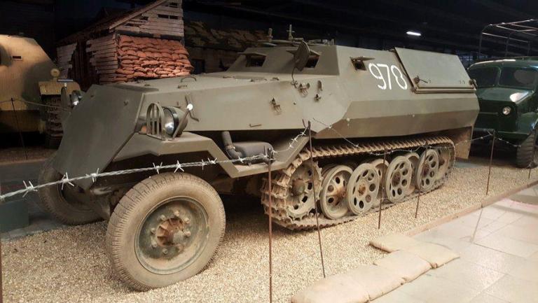 The Land Warfare Museum at Duxford - Mechtraveller