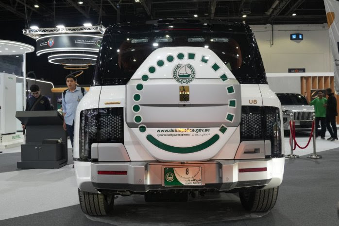 Rear of the Yangwang SUV